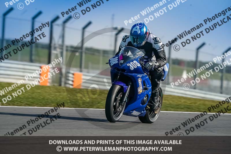 donington no limits trackday;donington park photographs;donington trackday photographs;no limits trackdays;peter wileman photography;trackday digital images;trackday photos